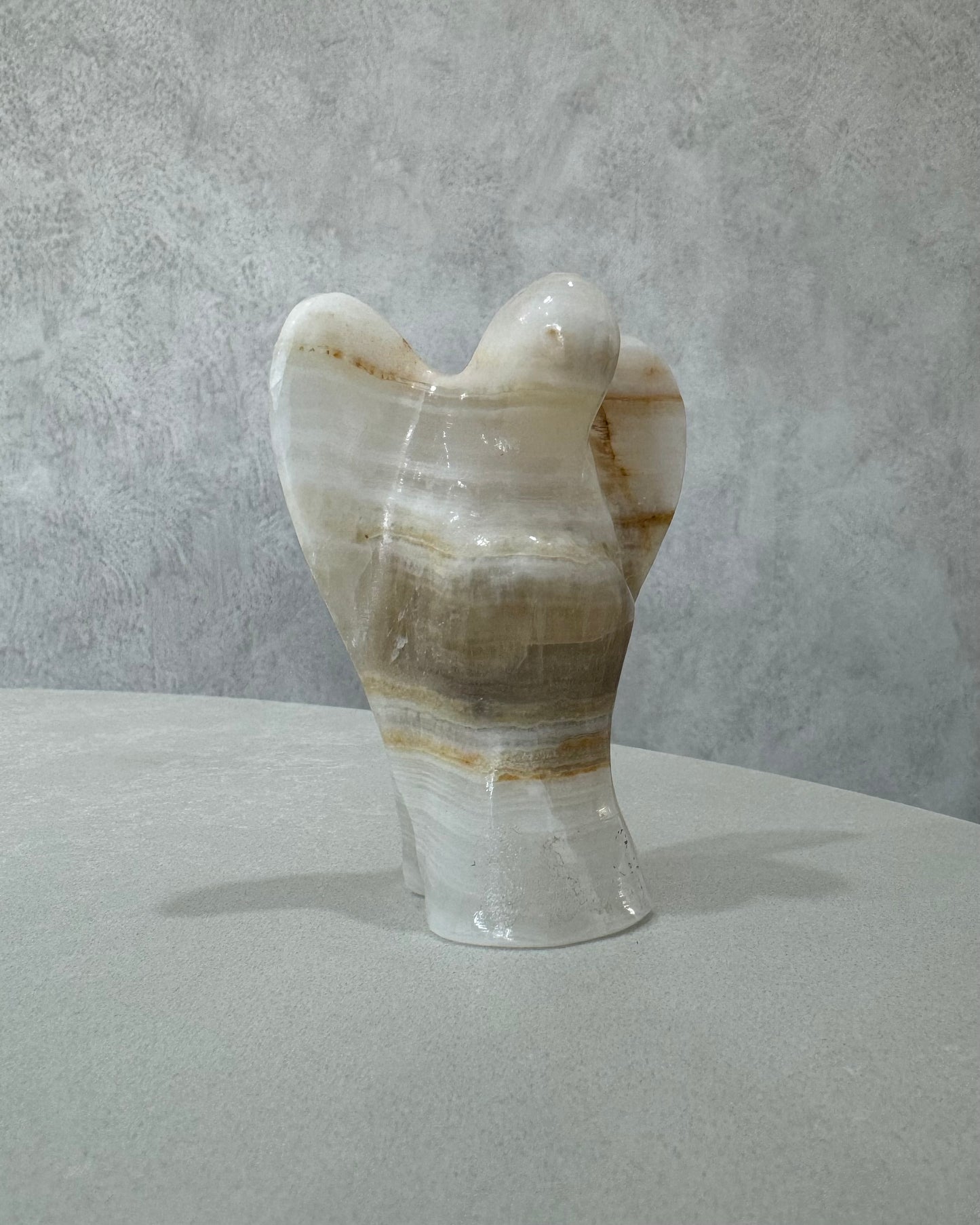 ONYX ANGEL CARVING 01