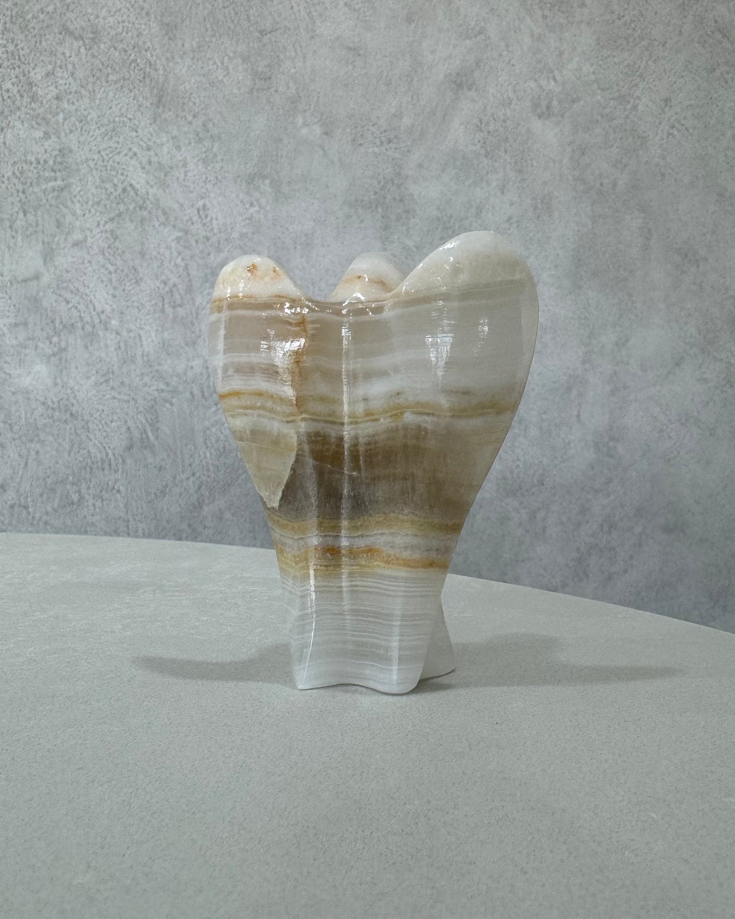 ONYX ANGEL CARVING 01