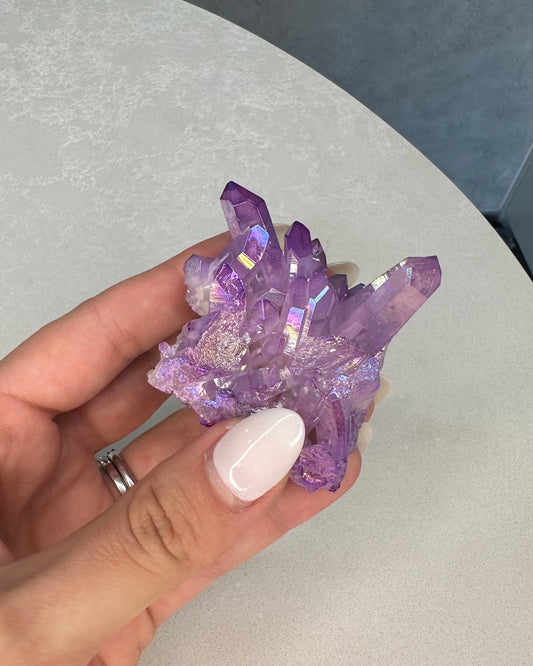 AURA CLUSTER PURPLE QUARTZ 02