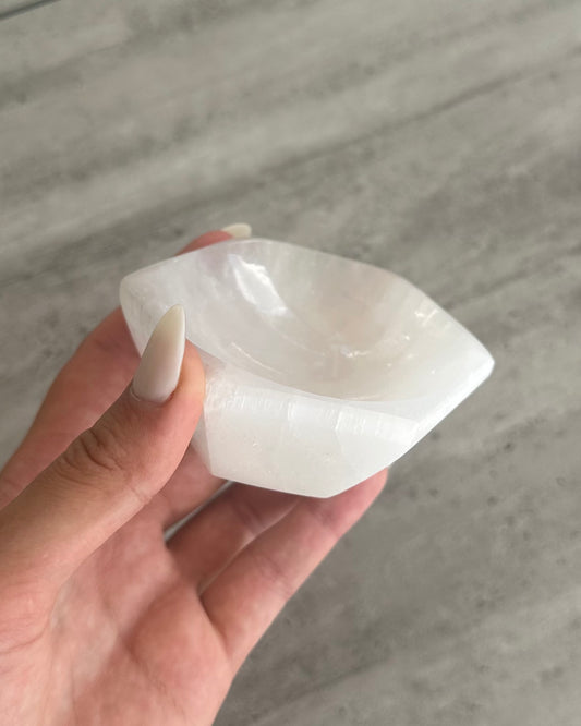 LARGE SELENITE CHARGING HEXAGON BOWL