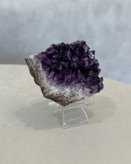 AMETHYST CLUSTER 05