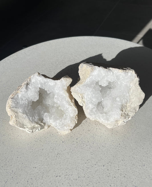 XL CLEAR QUARTZ GEODE CAVES PAIR 03