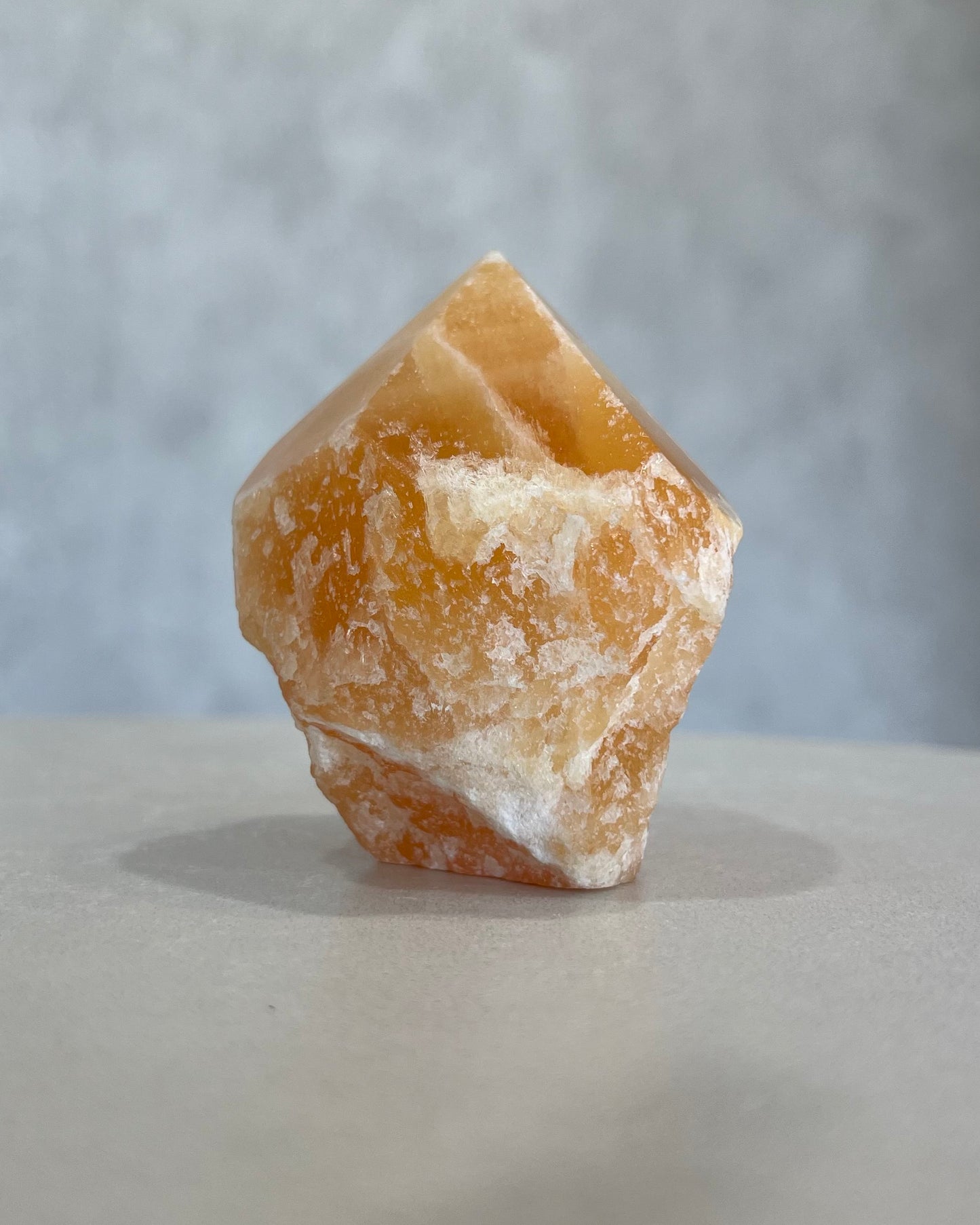 ORANGE CALCITE POINT 01