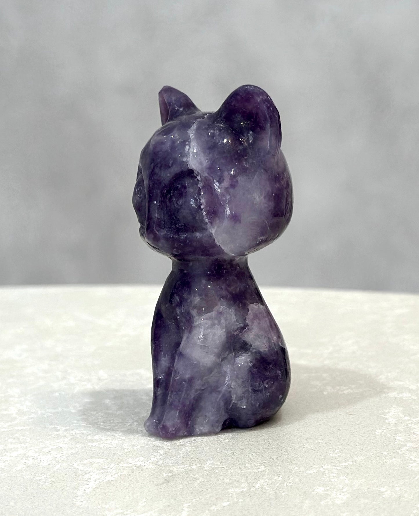 FLUORITE CAT CARVING