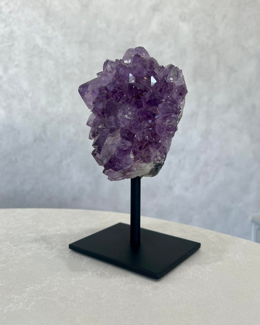 AMETHYST CLUSTER ON STAND 01