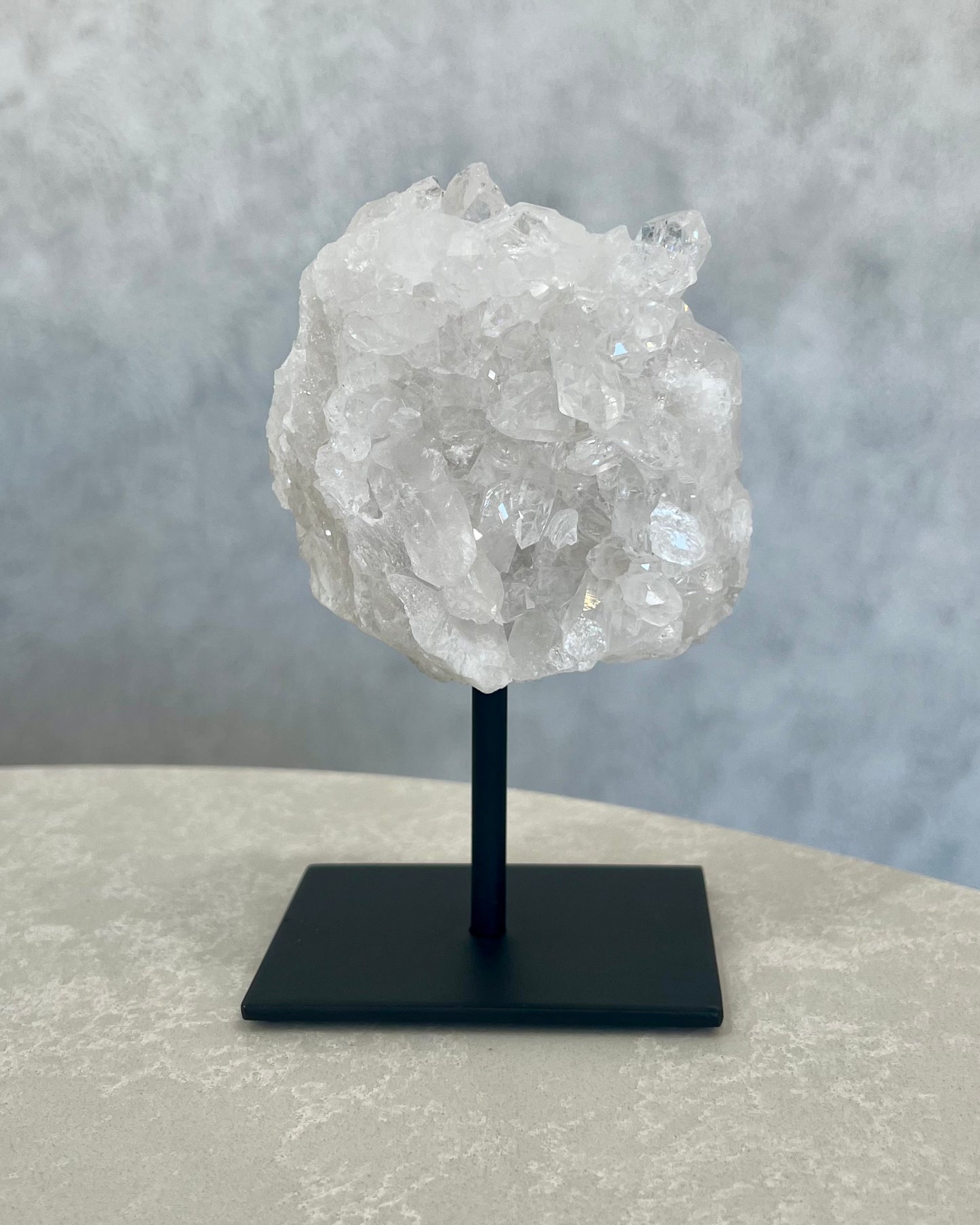 CLEAR QUARTZ CLUSTER ON STAND 01