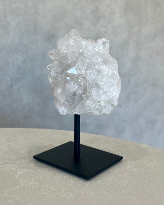 CLEAR QUARTZ CLUSTER ON STAND 01