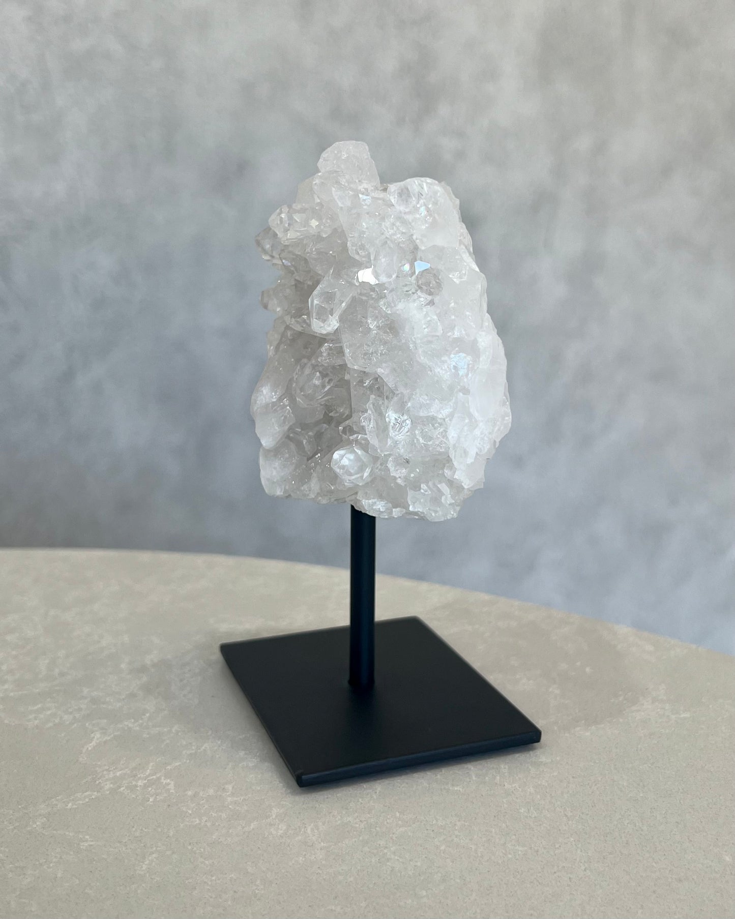 CLEAR QUARTZ CLUSTER ON STAND 01