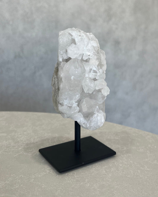 CLEAR QUARTZ CLUSTER ON STAND 02