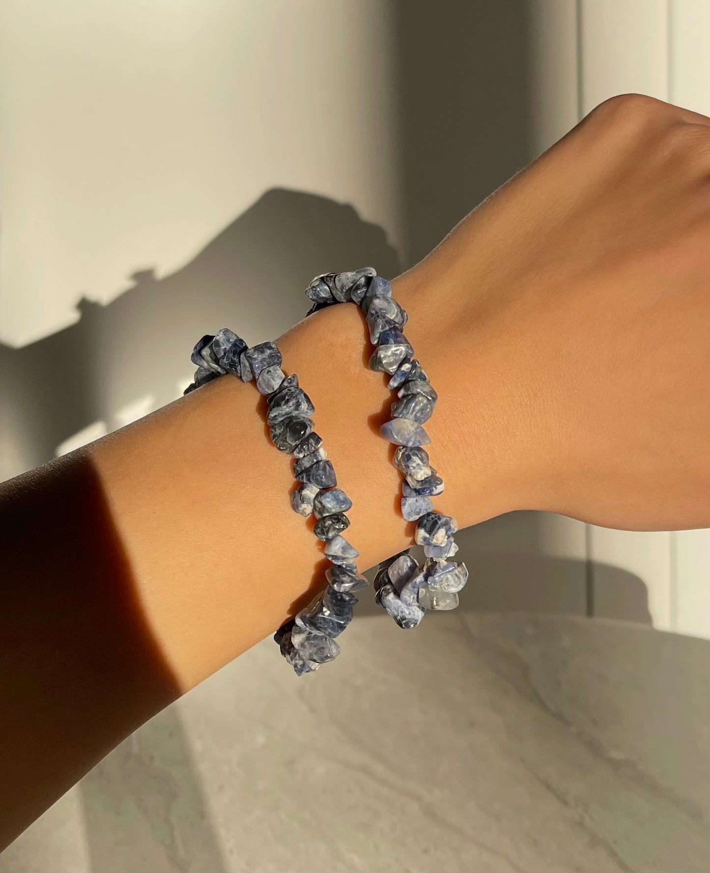 SODALITE CHIPS BRACELET