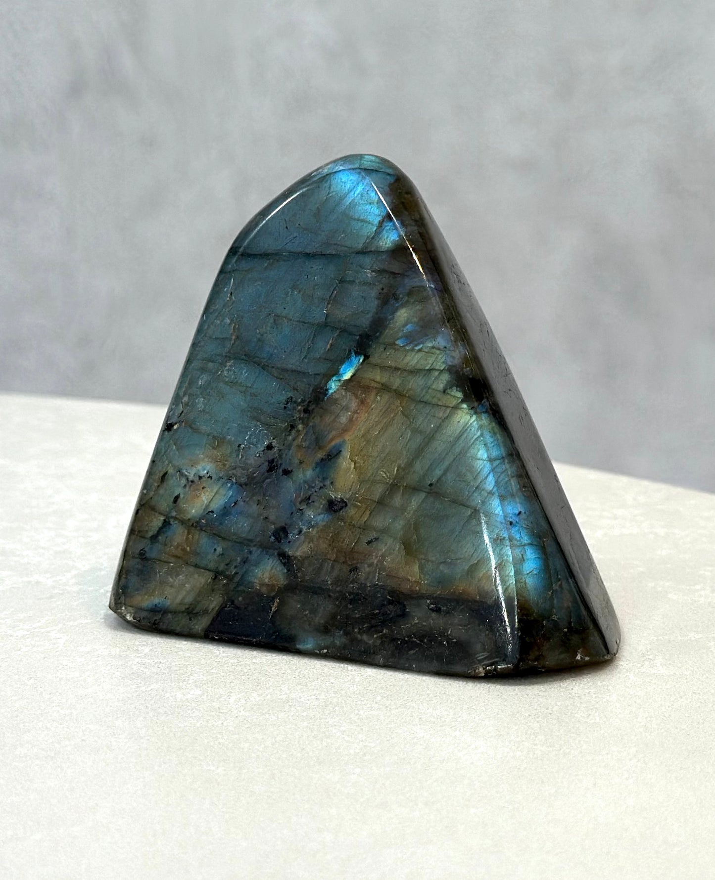 LABRADORITE 01