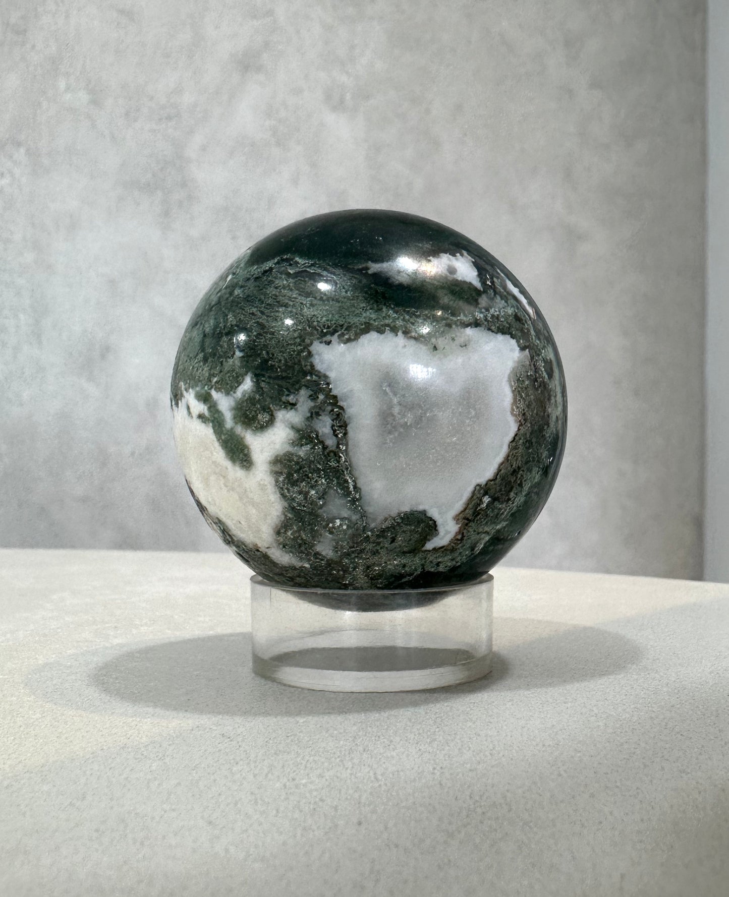 MOSS AGATE SPHERE 01