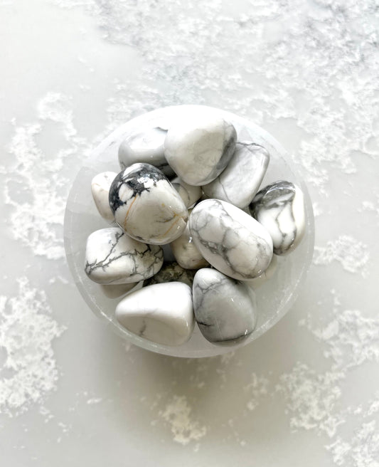 HOWLITE (WHITE) TUMBLE